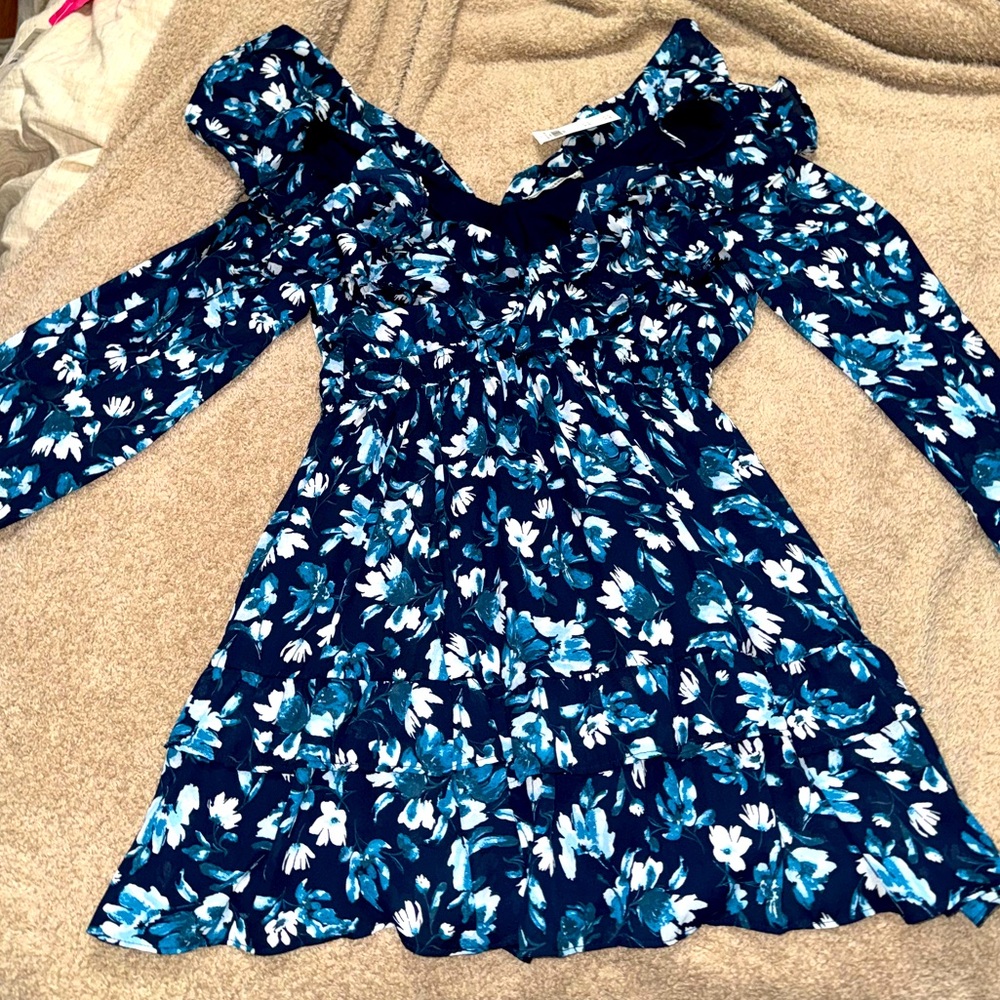 Abercrombie women’s long sleeve floral  mini dress